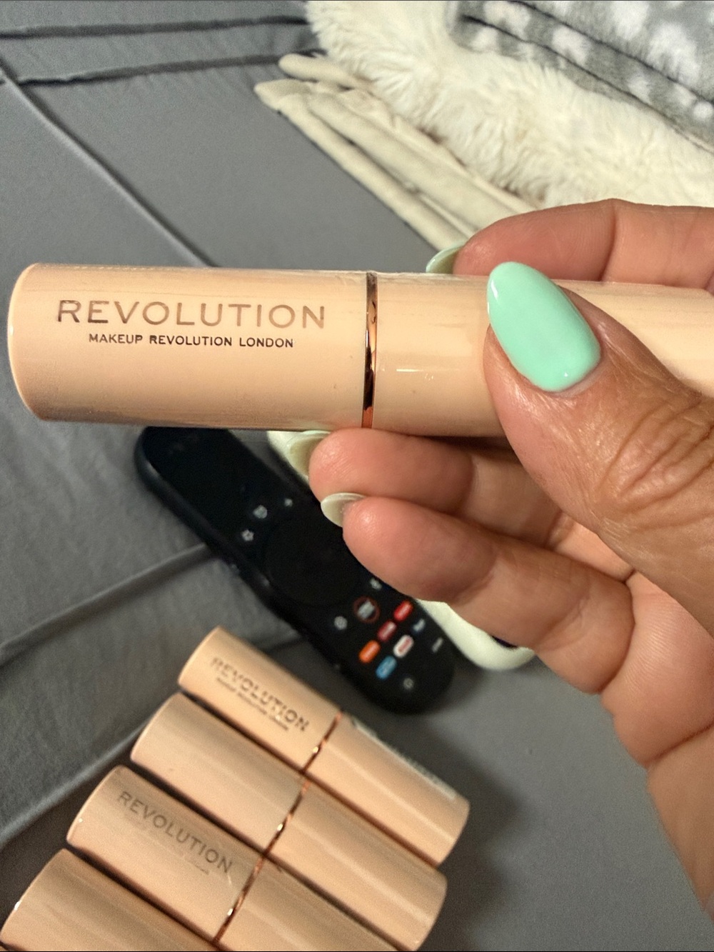 Revolution Creamy Concealer Stick - Nude 4 pack